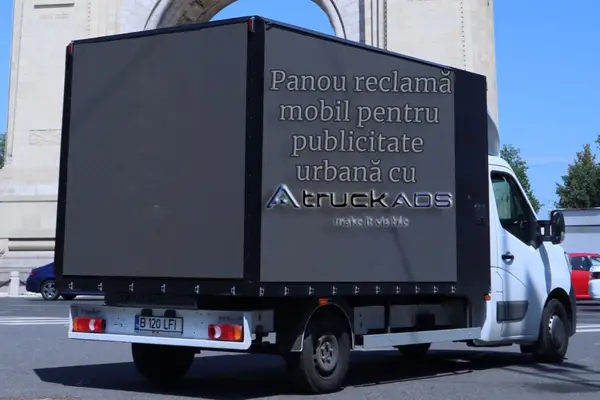 Panou reclamă mobil TruckADS: cea mai eficientă formă de vizibilitate urbană
